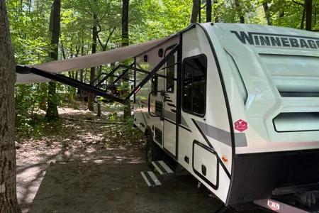 Jenny's Winnebago Micro Minnie 1700bh Travel Trailer
