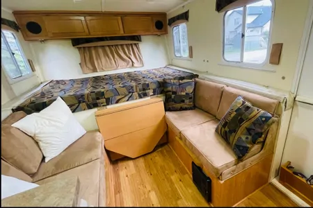 TrailManor TM2720 Travel Trailer