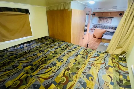 TrailManor TM2720 Travel Trailer