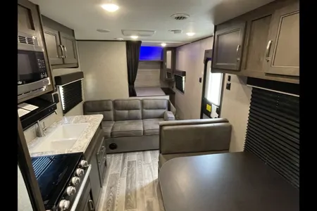 Jessica's Jayco SLX 264bh Travel Trailer