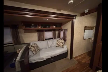 Travel Trailer w/ Outdoor Kitchen & 2 Slideouts