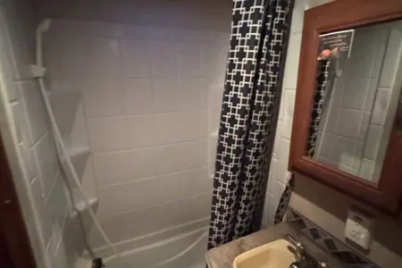 Travel Trailer w/ Outdoor Kitchen & 2 Slideouts