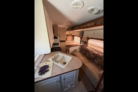 Lucky’s- Keystone Outback Sydney Addition Travel Trailer