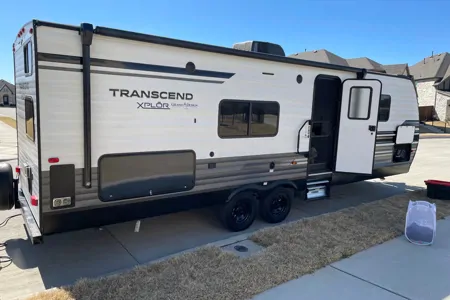Christian 's Grand Design Transcend XPLOR 261BH Travel Trailer