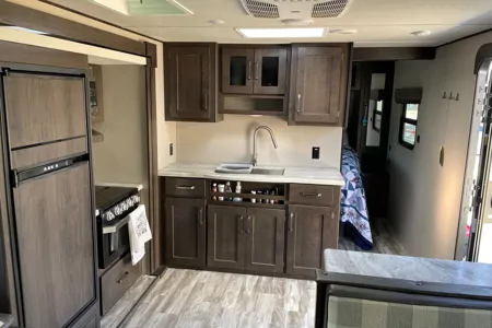 Christian 's Grand Design Transcend XPLOR 261BH Travel Trailer