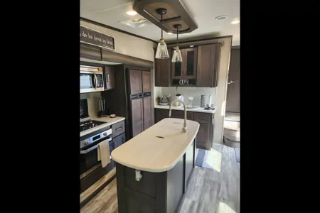 Ricky's Grand Design Reflection 303rls Fifth Wheel