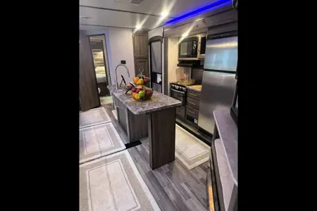 walter's Crossroads Zinger Travel Trailer