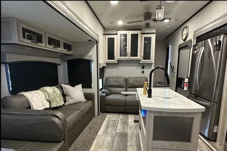 Luxury Camping by the Parker’s