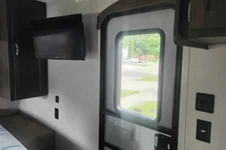 Thomas's Springdale 1800 BH Trailer