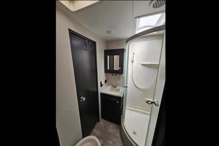 Blackburn's Venture RV Sporttrek Touring Edition 343VBH Travel Trailer