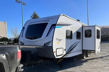 The Norris Coachmen Freedom Express Travel Trailer