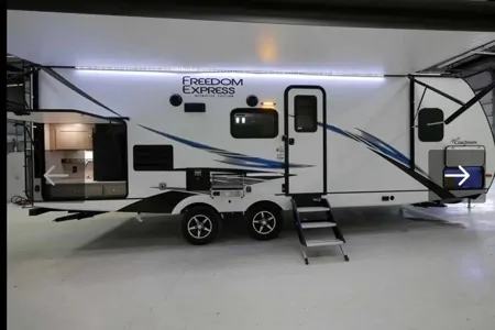 The Norris Coachmen Freedom Express Travel Trailer