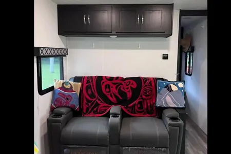 The Norris Coachmen Freedom Express Travel Trailer