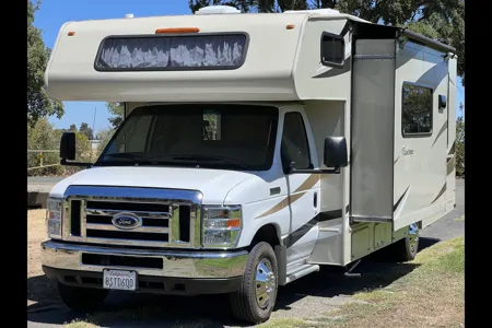 Ryker's Coachmen Leprechaun 2019
