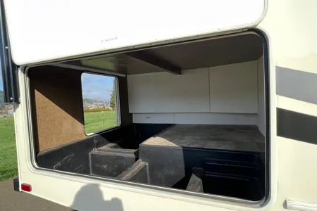 Ovi's Coachmen Freelander 21QB Class C