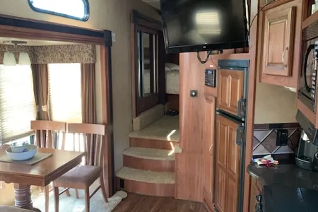 2013 Forest River Wildcat at Golf Resort