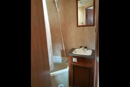 Jayco Feather ultralite Hybrid