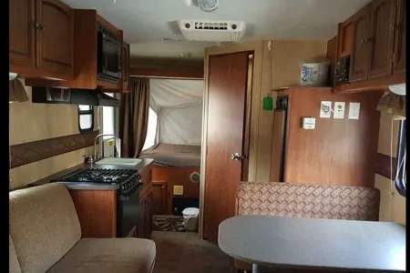 Jayco Feather ultralite Hybrid