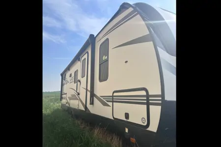 Tracy's MPG Ultra light mpg 2500 cruiser Travel Trailer