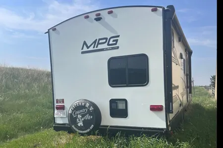 Tracy's MPG Ultra light mpg 2500 cruiser Travel Trailer