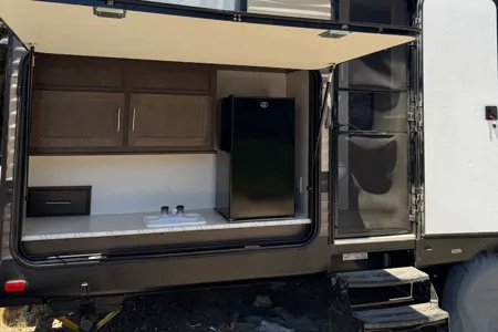 Beck’s Travel Trailer