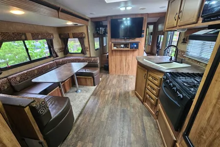 The Bear Cub KZ Spree C250BHS Travel Trailer