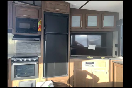 Mikes Keystone cougar fifth wheel