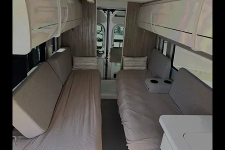 Timothy's Thor Motor Coach Tellaro 20L Class B