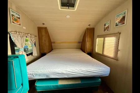 Vicky Voyager 