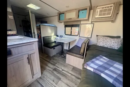 Millie's Coleman Lantern -- NEW!