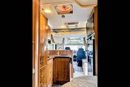 Itasca Viva! 23L — European Chic on Wheels, Ultimate Gas-Sipping, Couple’s Getaway, Class B+