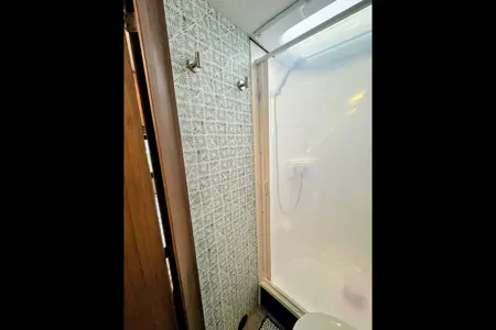 Itasca Viva! 23L — European Chic on Wheels, Ultimate Gas-Sipping, Couple’s Getaway, Class B+