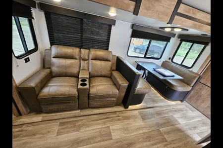 Chrs's Keystone Outback ultra lite 291UBH Travel Trailer