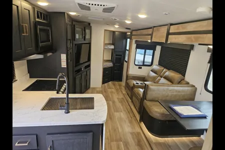 Chrs's Keystone Outback ultra lite 291UBH Travel Trailer