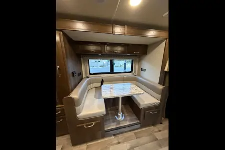 Mercedes-Benz Jayco Melbourne Class C