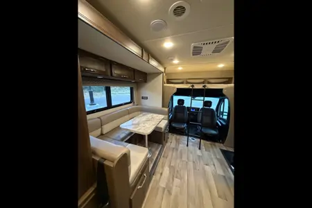 Mercedes-Benz Jayco Melbourne Class C