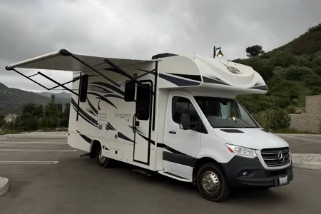 Mercedes-Benz Jayco Melbourne Class C