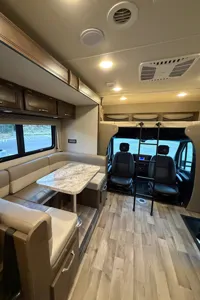 Mercedes Jayco Melbourne 24L