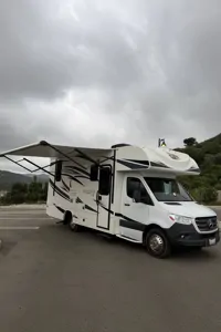 Mercedes Jayco Melbourne 24L