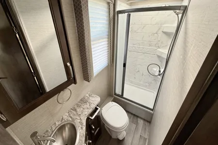 Mercedes Jayco Melbourne 24L