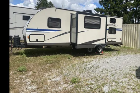 Steve's Gulf Stream Streamlite Travel Trailer