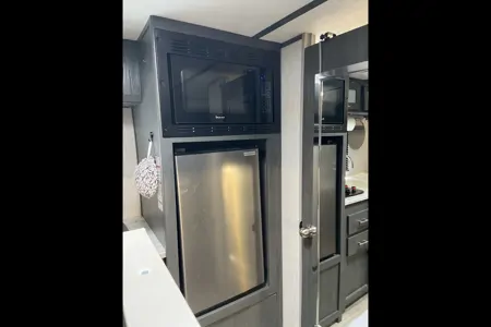 Dawna's Dutchmen Aspen Trail 17BH Travel Trailer
