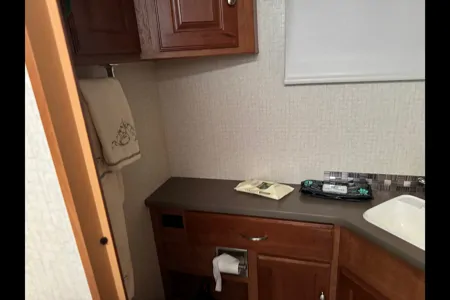 Deborah's Winnebago Vista Class A