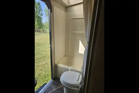 Michael 's Coachman Keystone outback terrain 299tbh Travel Trailer