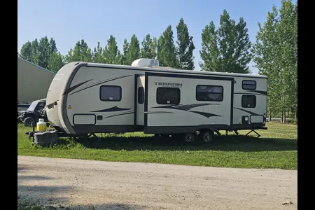 Michael 's Coachman Keystone outback terrain 299tbh Travel Trailer