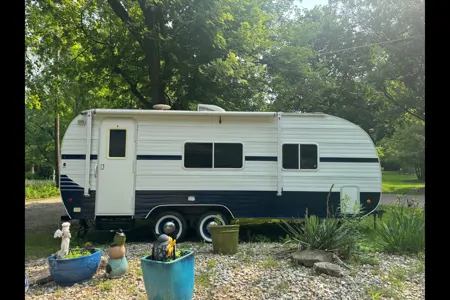 Carrie's Riverside RV Retro Travel Trailer