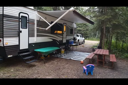 Campers delight Shasta Revere Travel Trailer