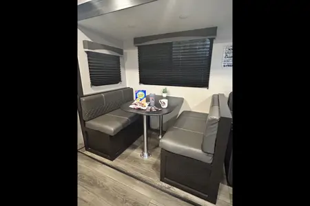 Adventure-Ready Travel Trailer – Comfort, Style & Everything You Need!