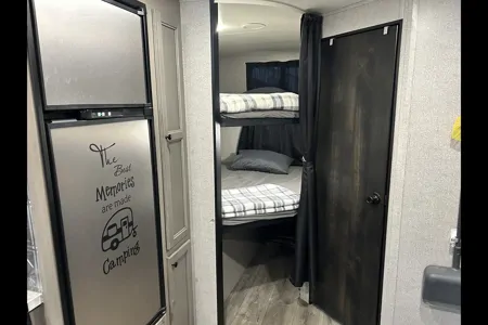 Adventure-Ready Travel Trailer – Comfort, Style & Everything You Need!