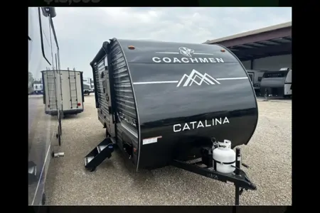 Coachmen Catalina Legacy 164BHX Travel Trailer